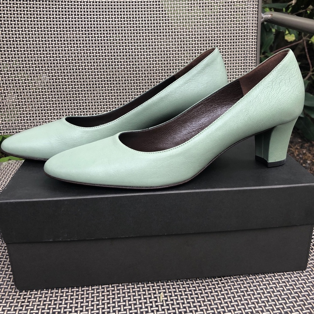 New Bruno Magli Pump